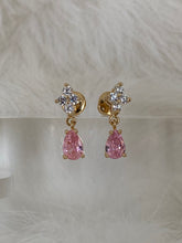 Load image into Gallery viewer, Vanessa Mooney ROSE QUARTZ EARRING SET, Vanessa Mooney trove pink earrings, Revolve earrings, pink jewelry, crystal earrings, barbie jewelry, barbie jewelry for women, pastel jewelry, pink earrings, pink crystal earrings, pink stud earrings
