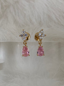 Vanessa Mooney ROSE QUARTZ EARRING SET, Vanessa Mooney trove pink earrings, Revolve earrings, pink jewelry, crystal earrings, barbie jewelry, barbie jewelry for women, pastel jewelry, pink earrings, pink crystal earrings, pink stud earrings